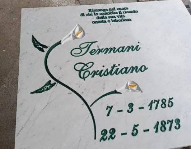 Accessori per lapide come sceglierli